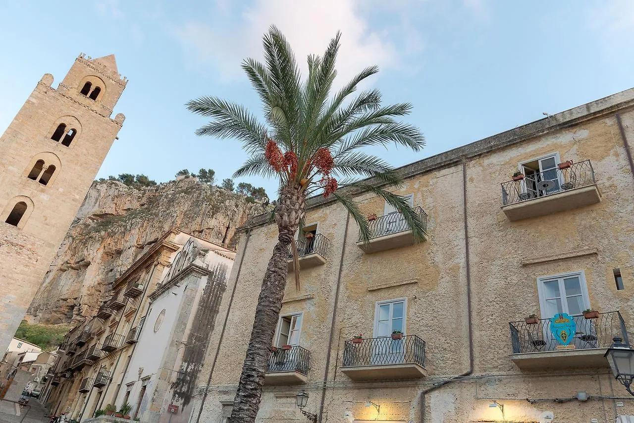 Palazzo Maria Daire Cefalù 0*,  İtalya