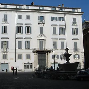 https://appartamento-piazza-farnese.it-romehotels.com