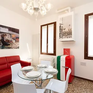 https://castello-5067-boutique-apartment.hotelinveneto.com